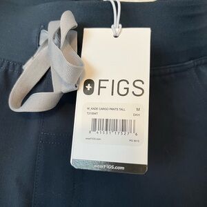 Figs Kade scrub pants in Dark Harbor